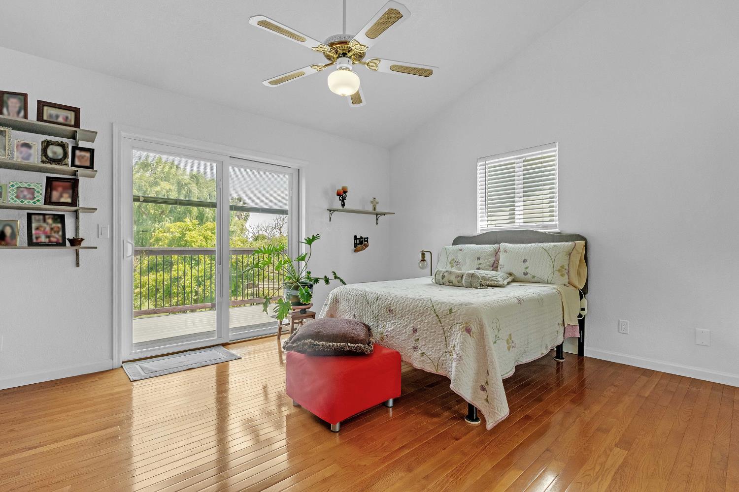 Property photo 36
