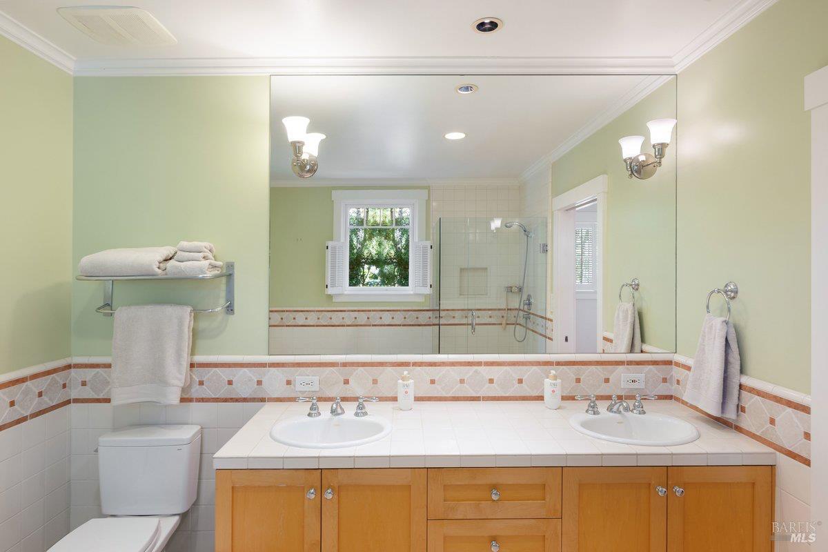Property photo 46