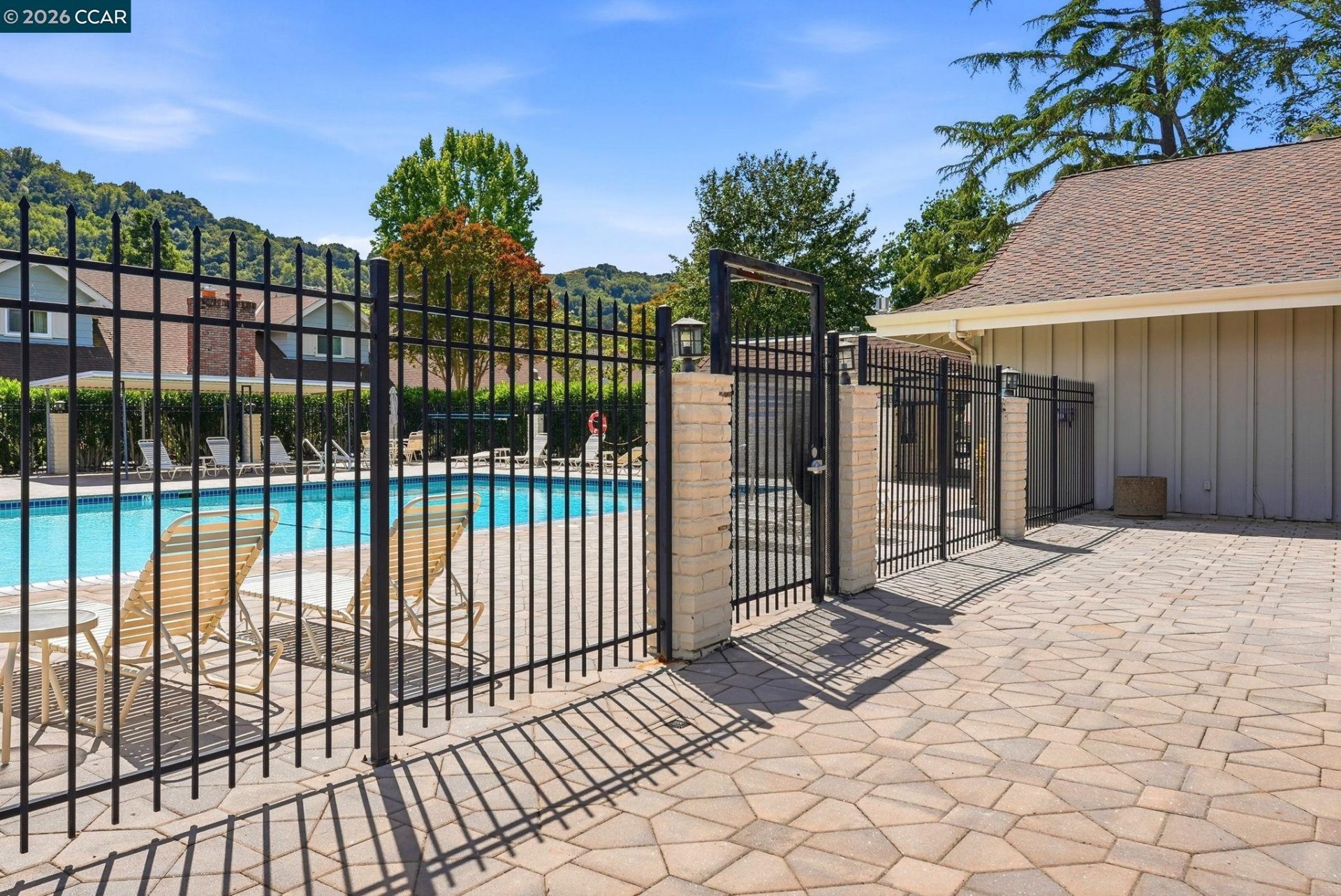 Property photo 38