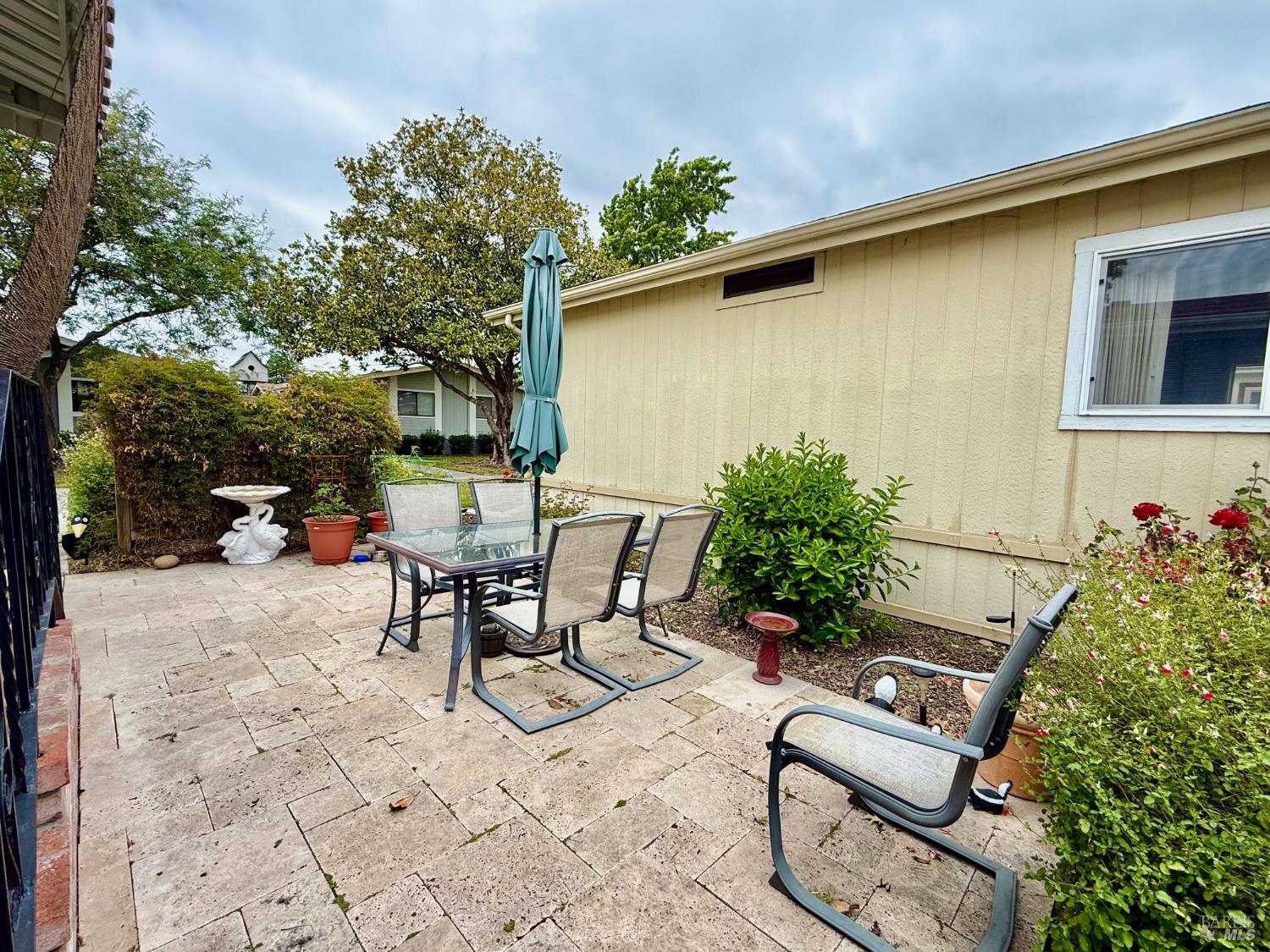 Property photo 37
