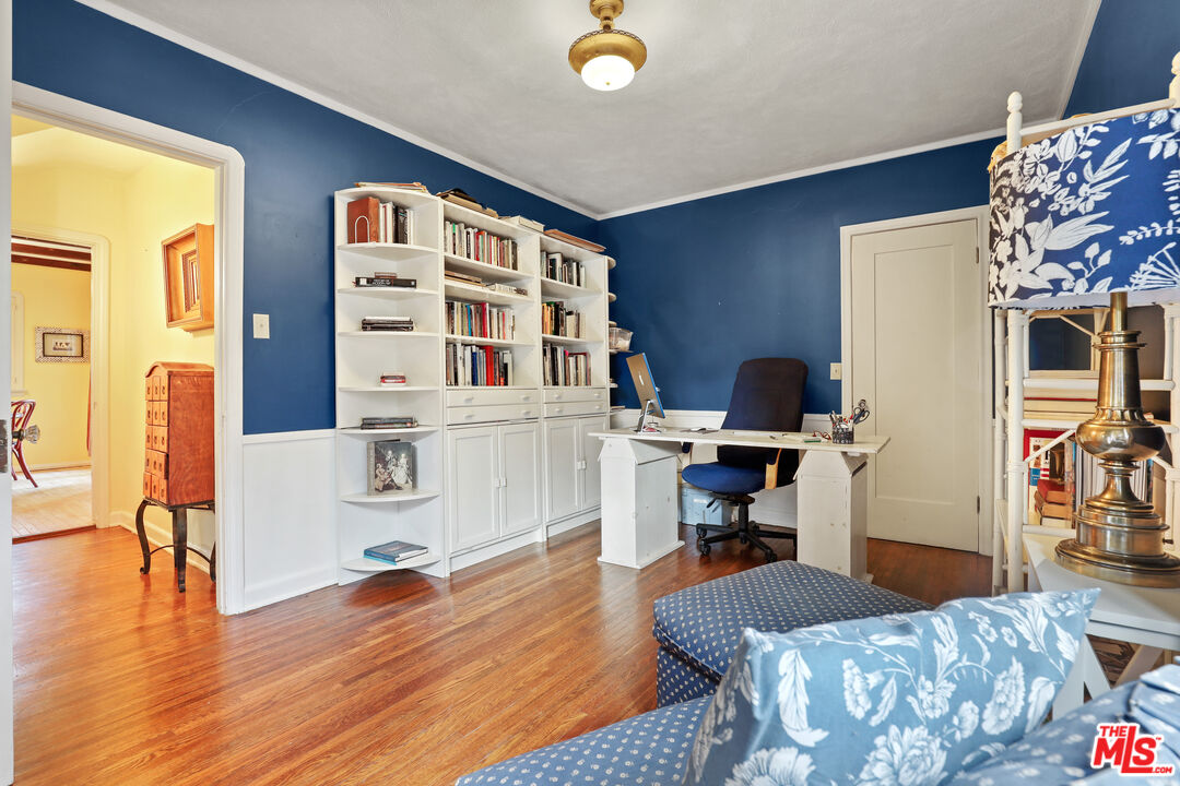 Property photo 35