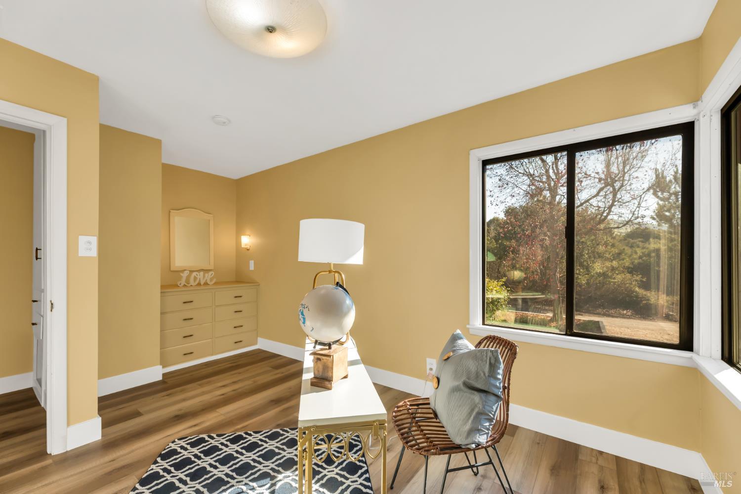 Property photo 28