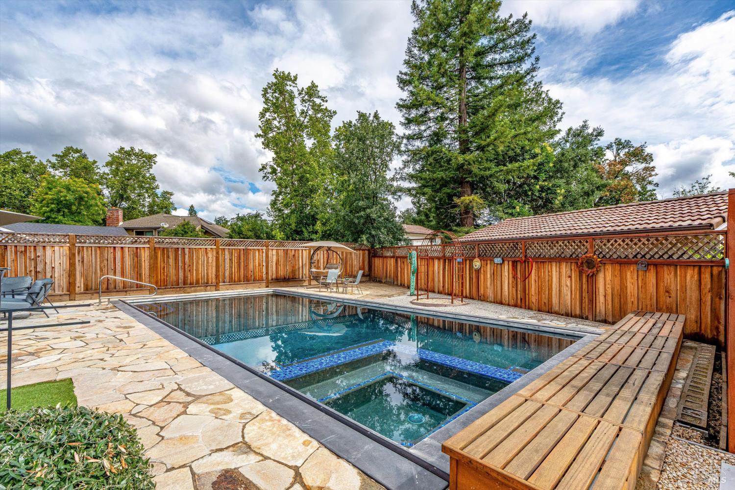 Property photo 34