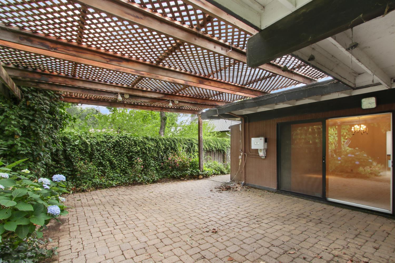 Property photo 43