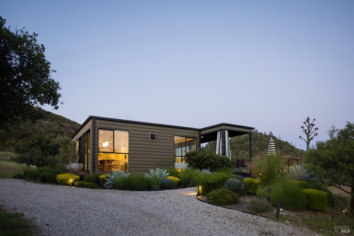 Property photo 38