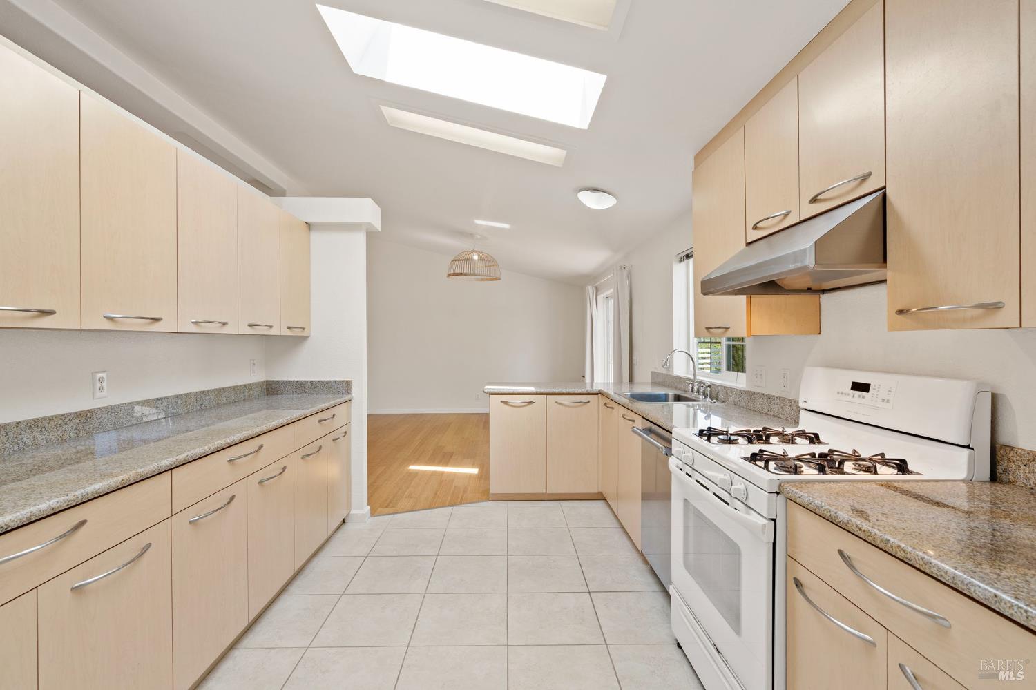 Property photo 42