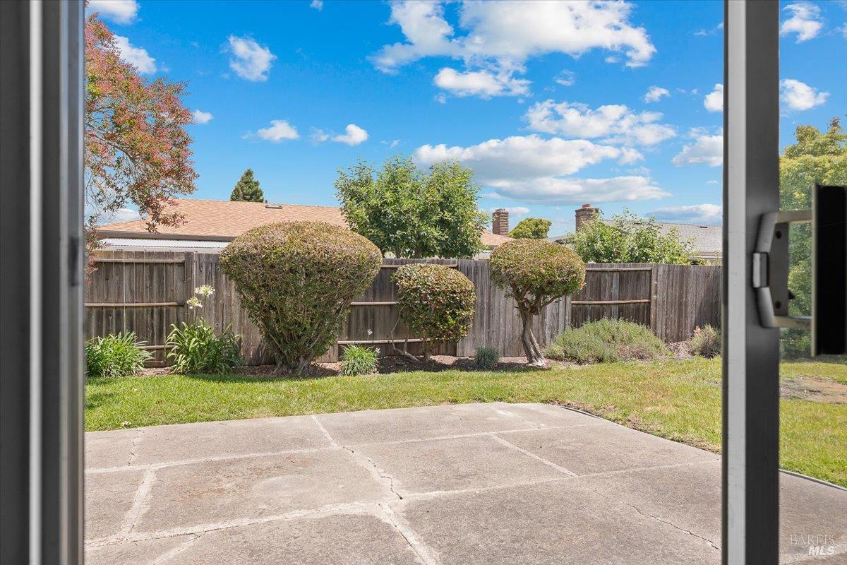 Property photo 33