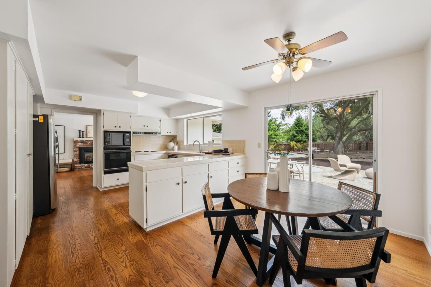 Property photo 35