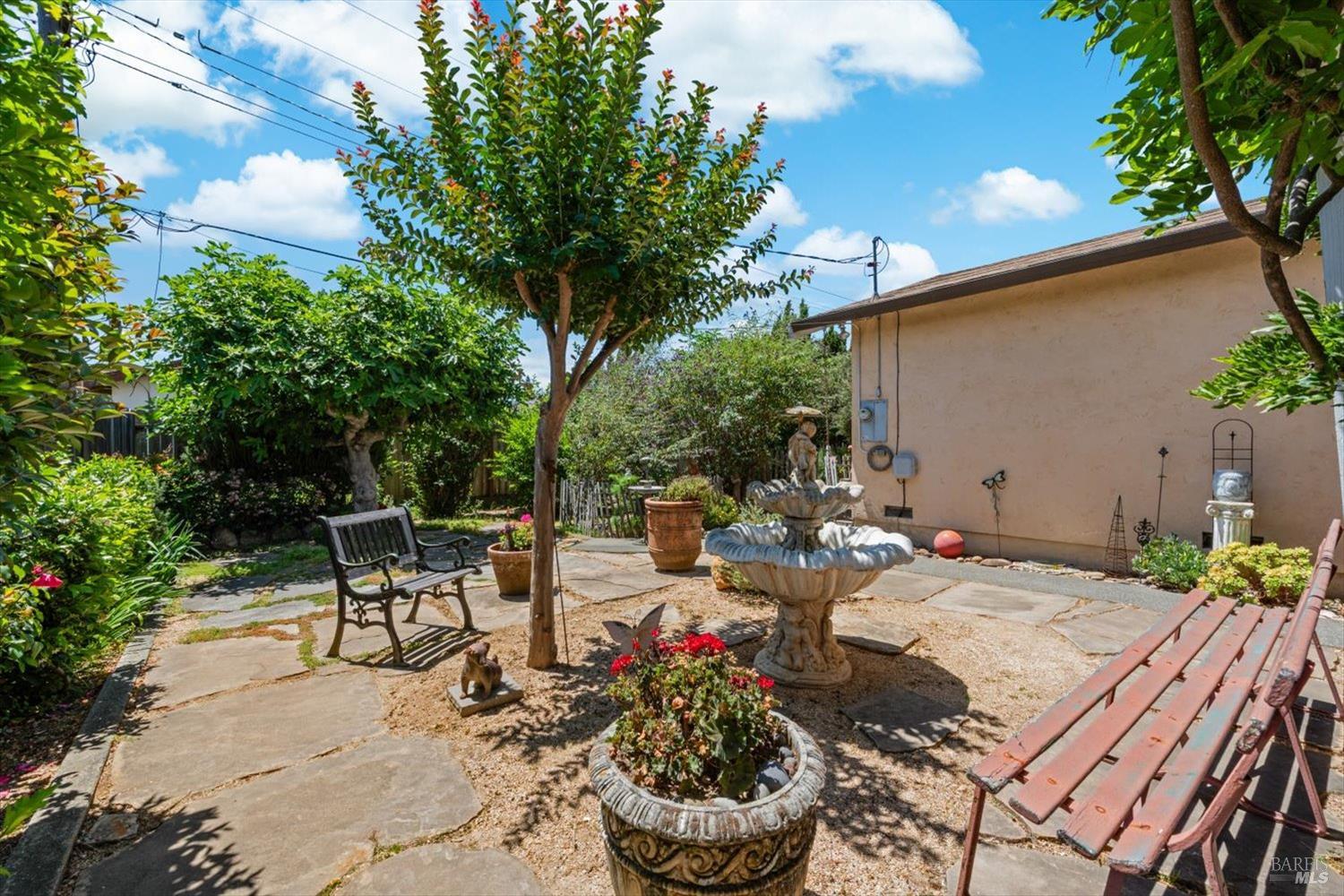 Property photo 36