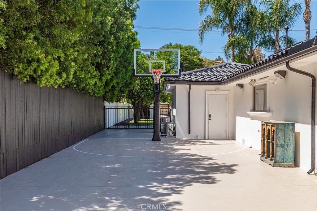 Property photo 45