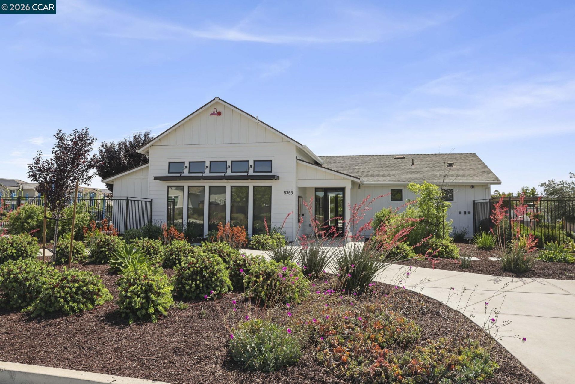 Property photo 37
