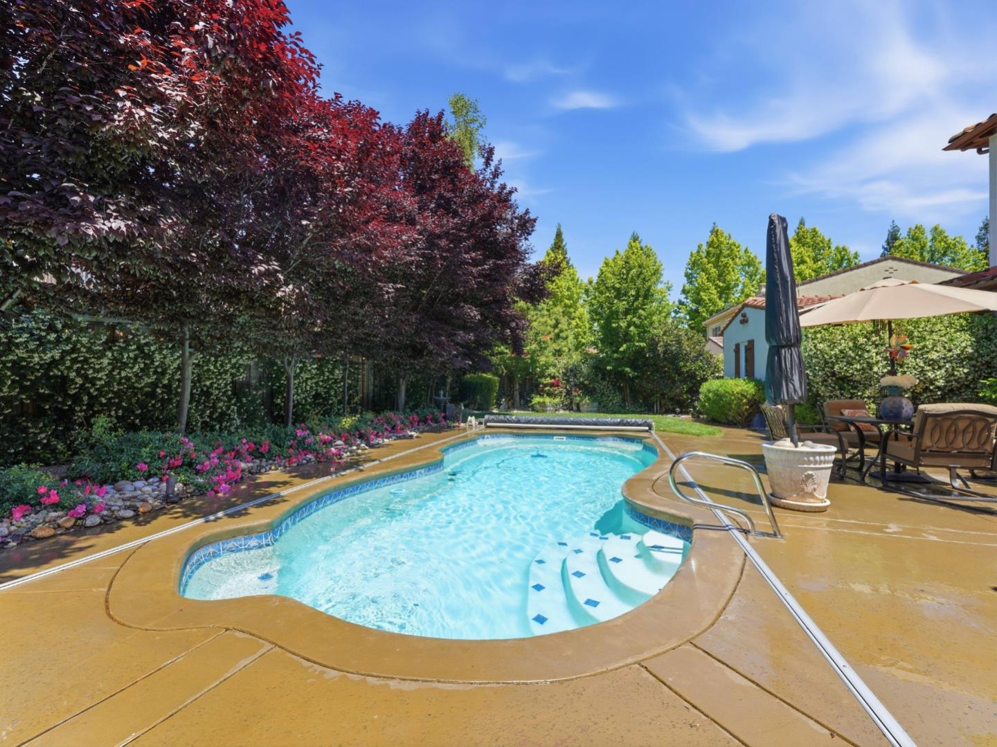 Property photo 35