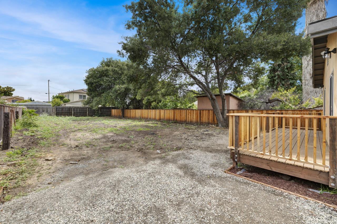 Property photo 44