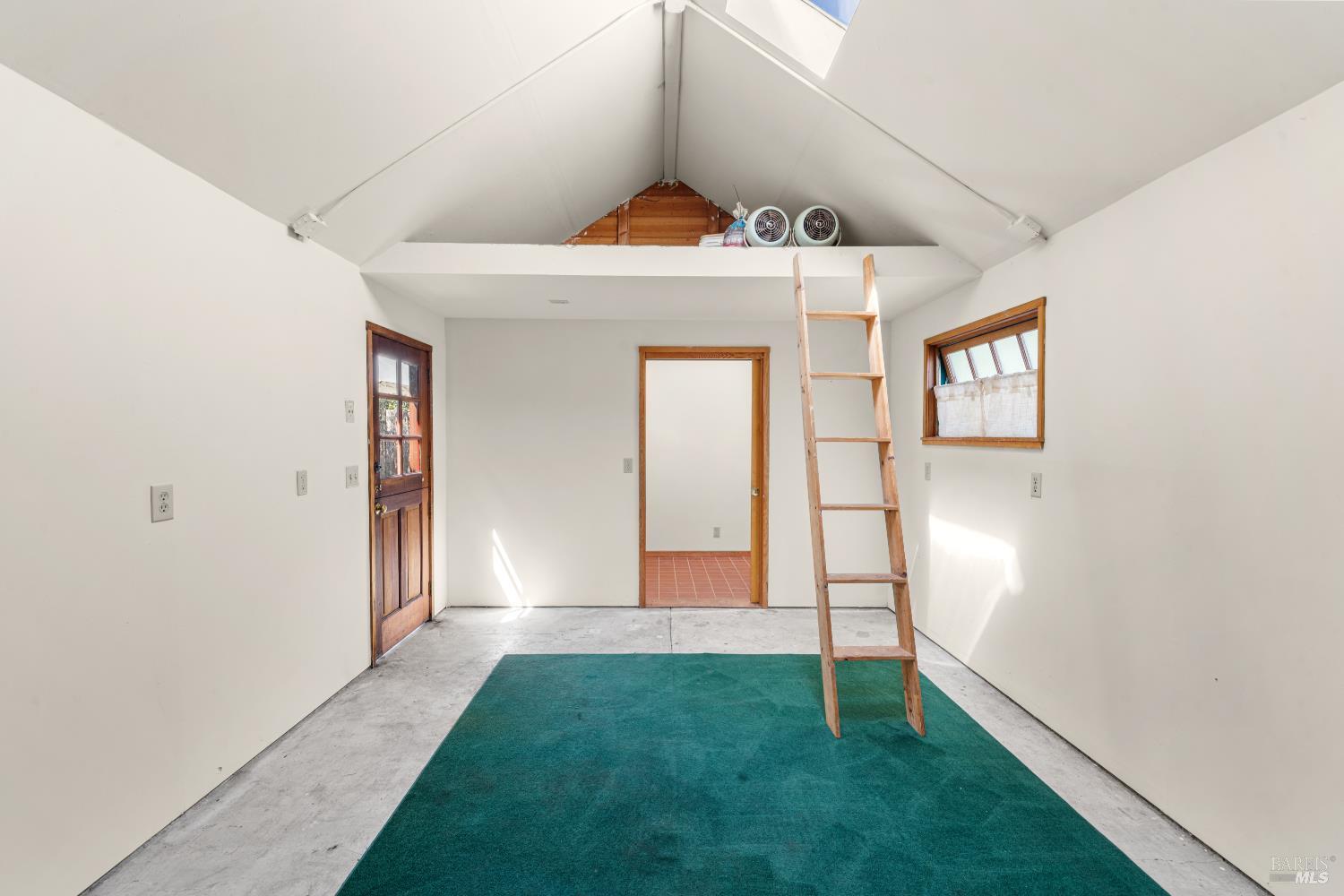 Property photo 30