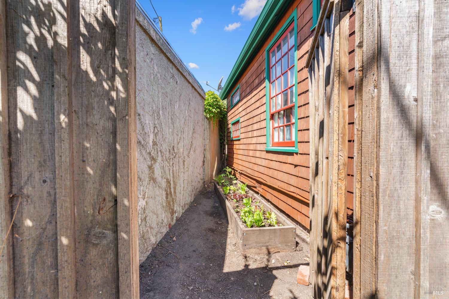 Property photo 33