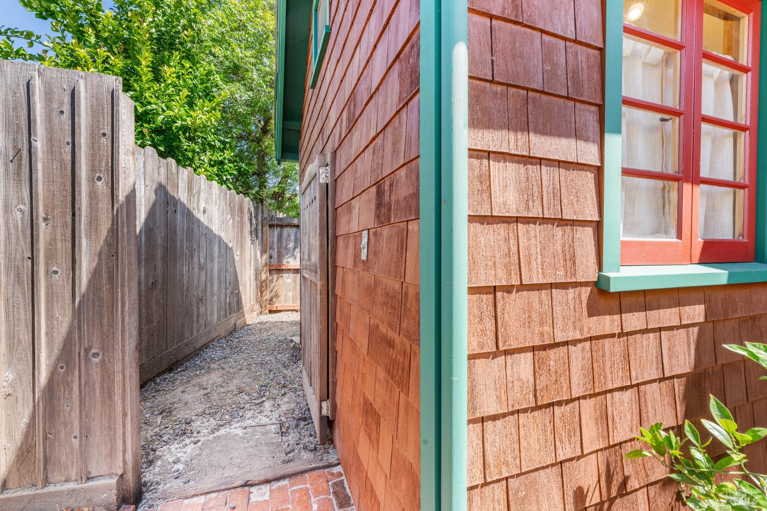 Property photo 35