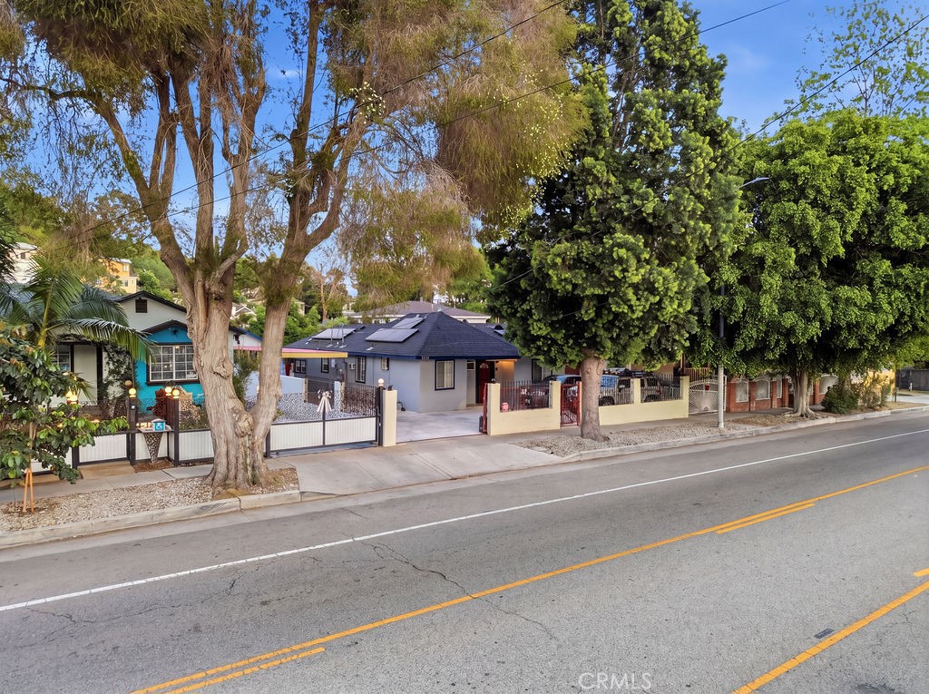 Property photo 33