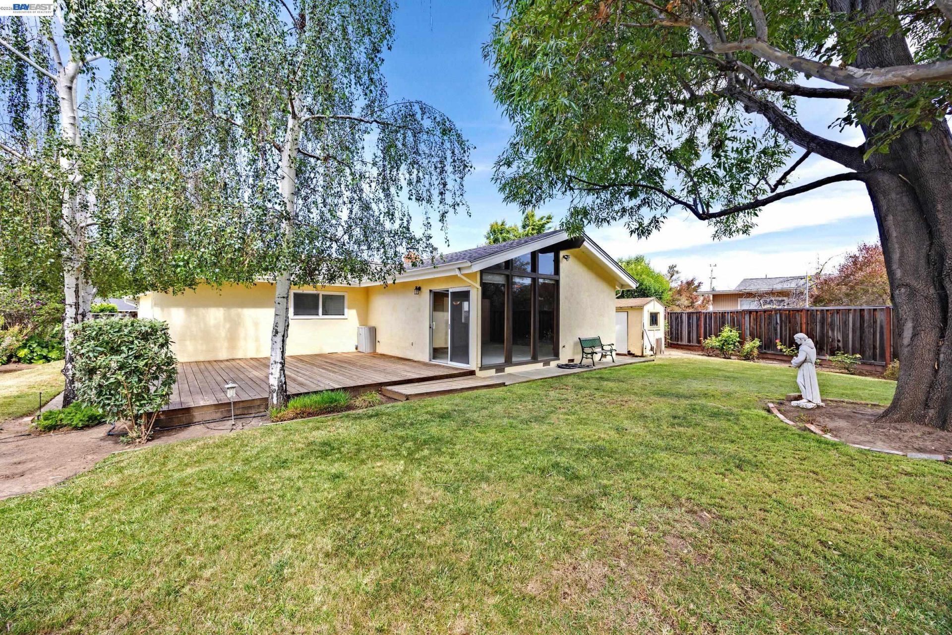 Property photo 35