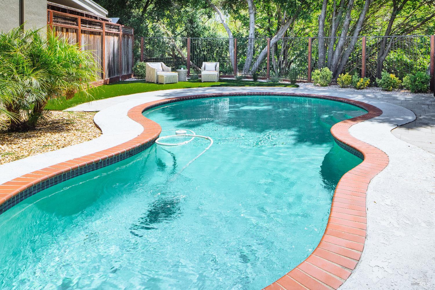 Property photo 37