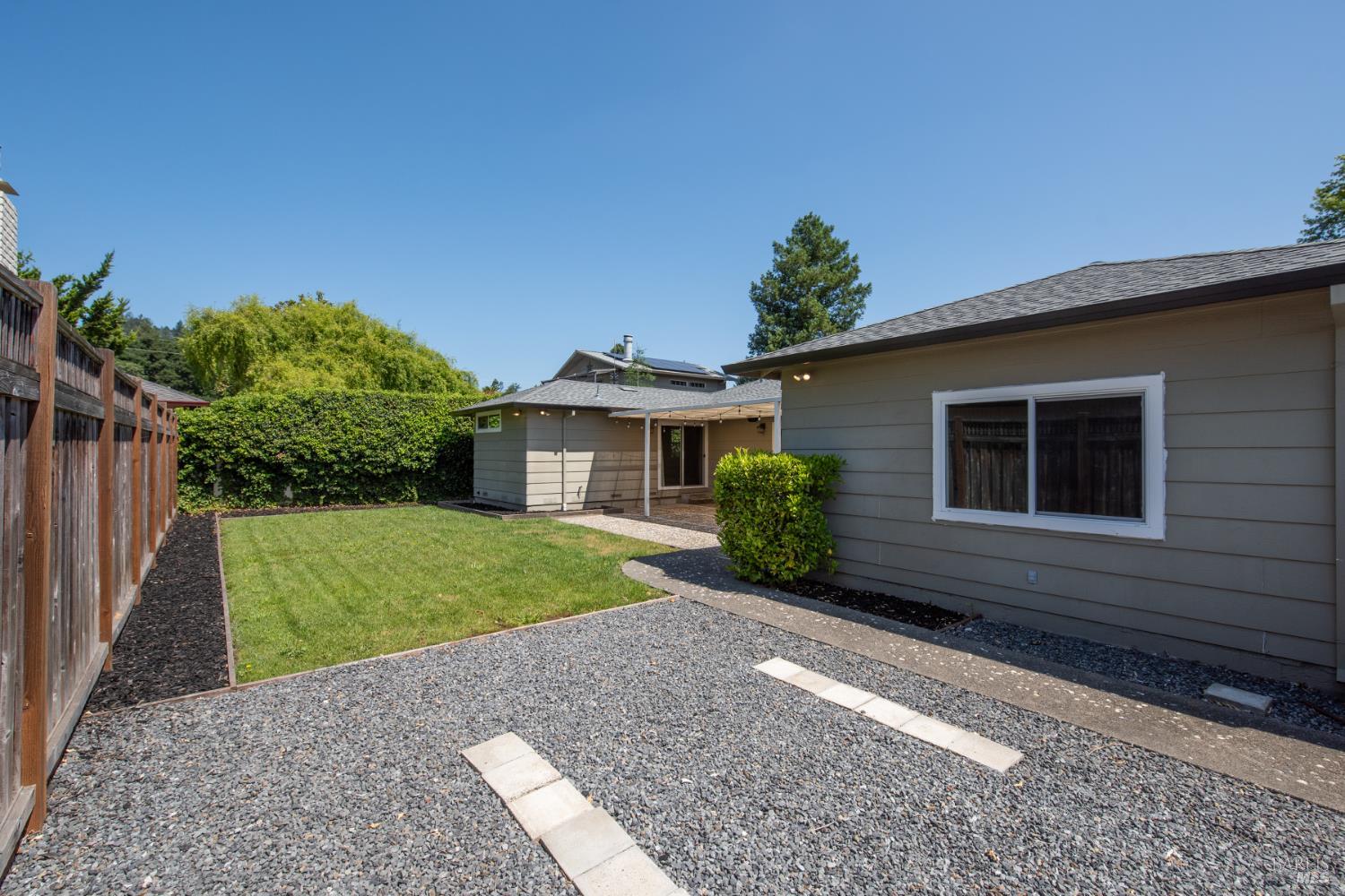 Property photo 37