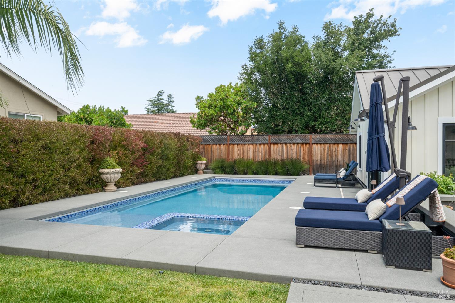 Property photo 38