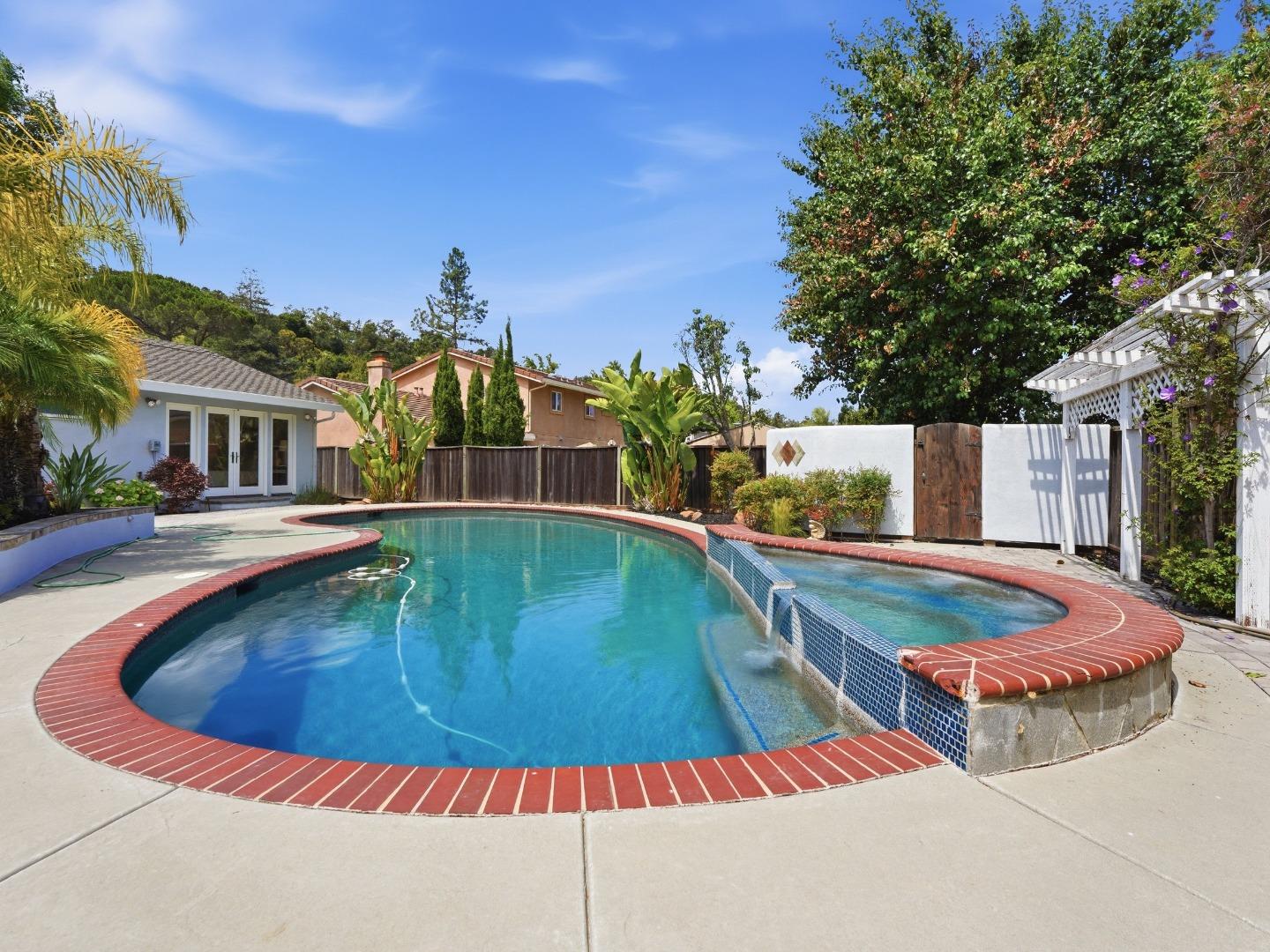 Property photo 33