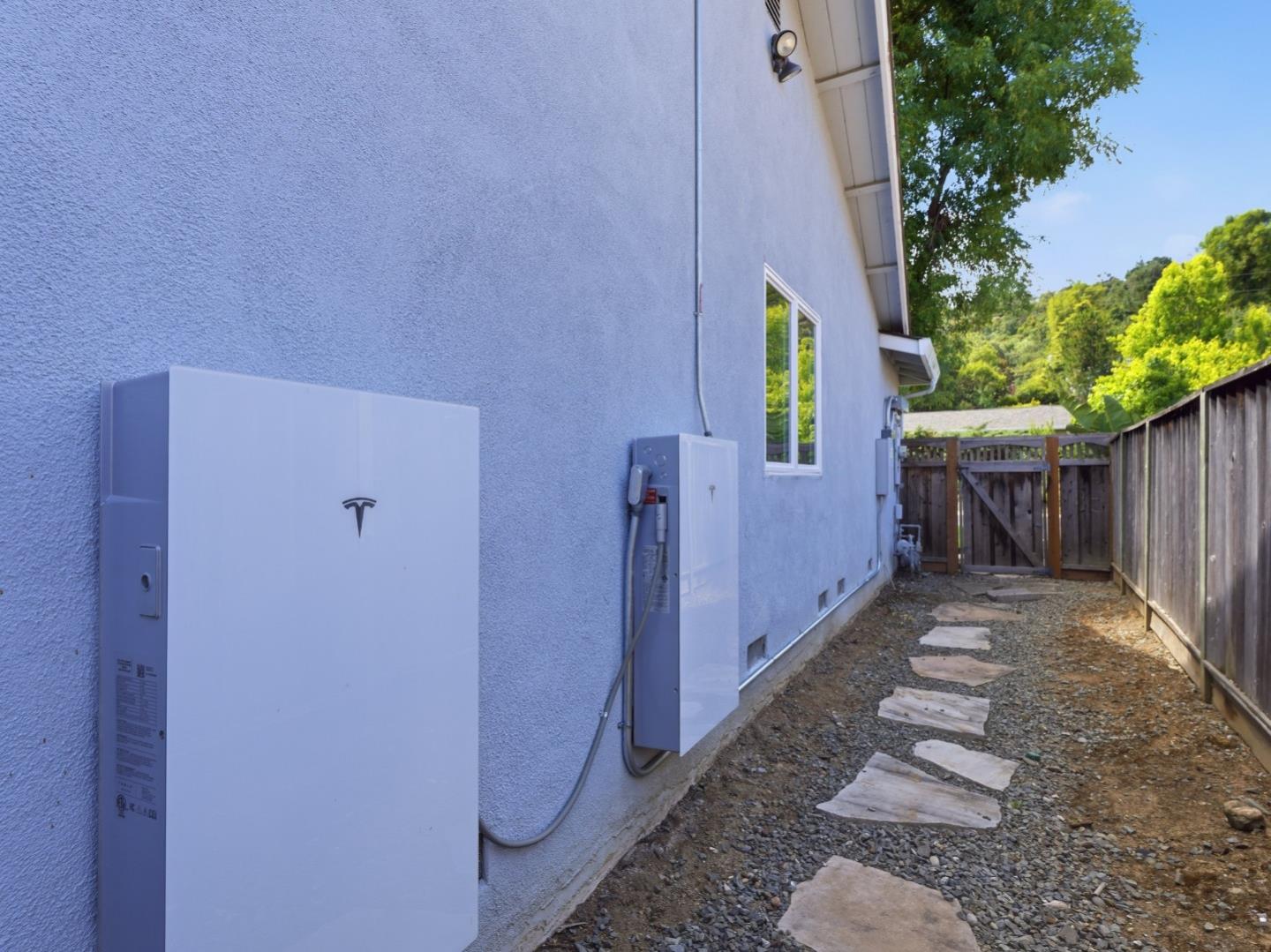 Property photo 35