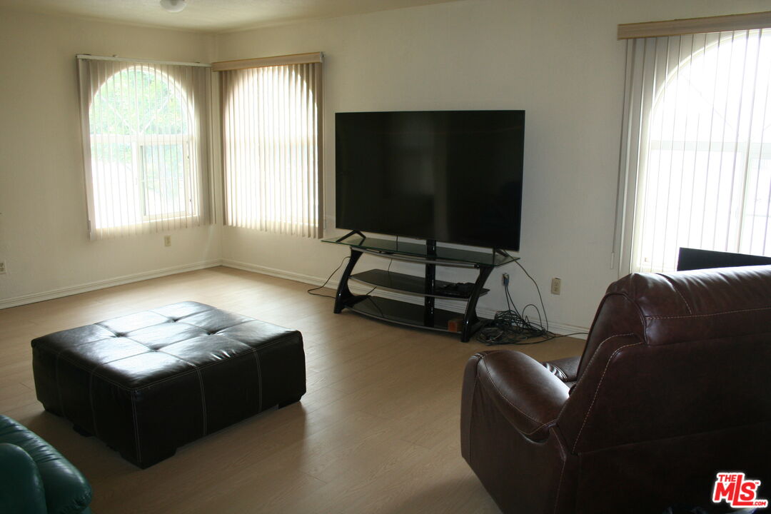 Property photo 40