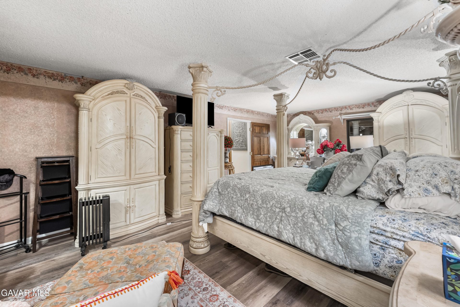 Property photo 36