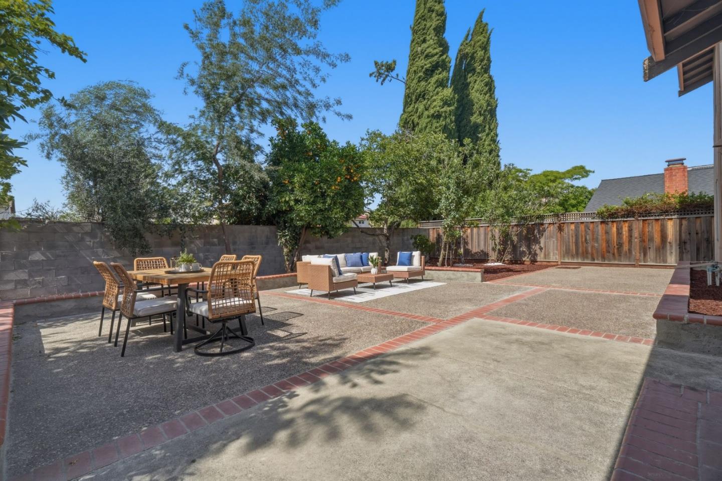 Property photo 44