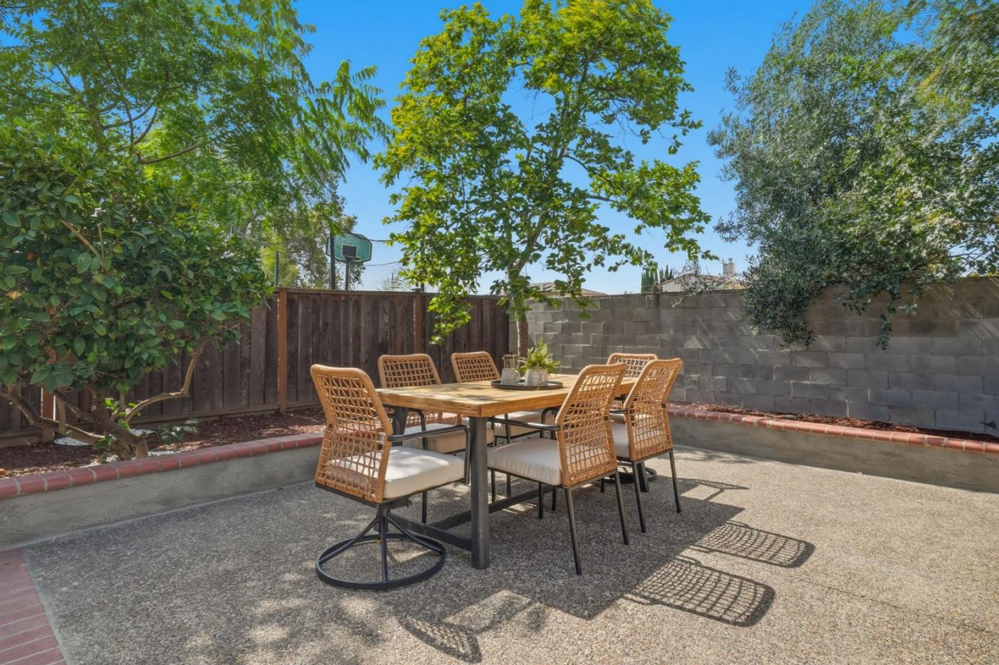 Property photo 46