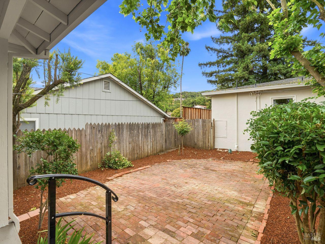 Property photo 23