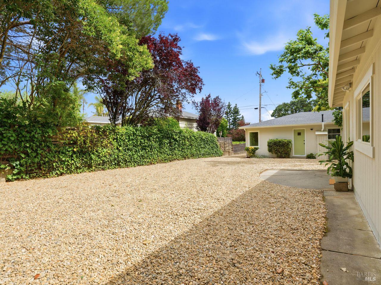 Property photo 27