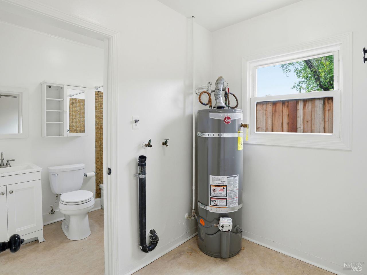 Property photo 35