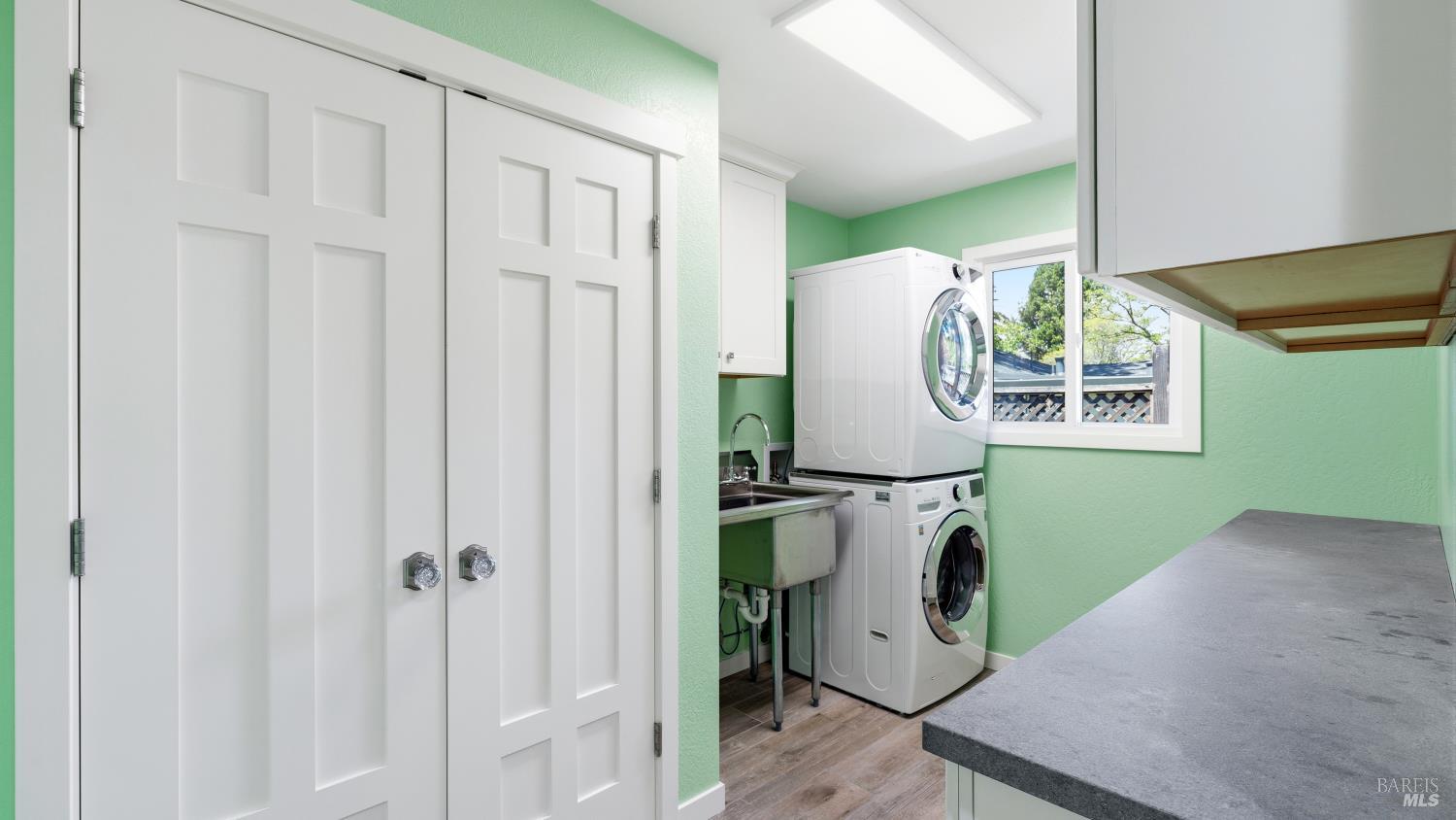 Property photo 31
