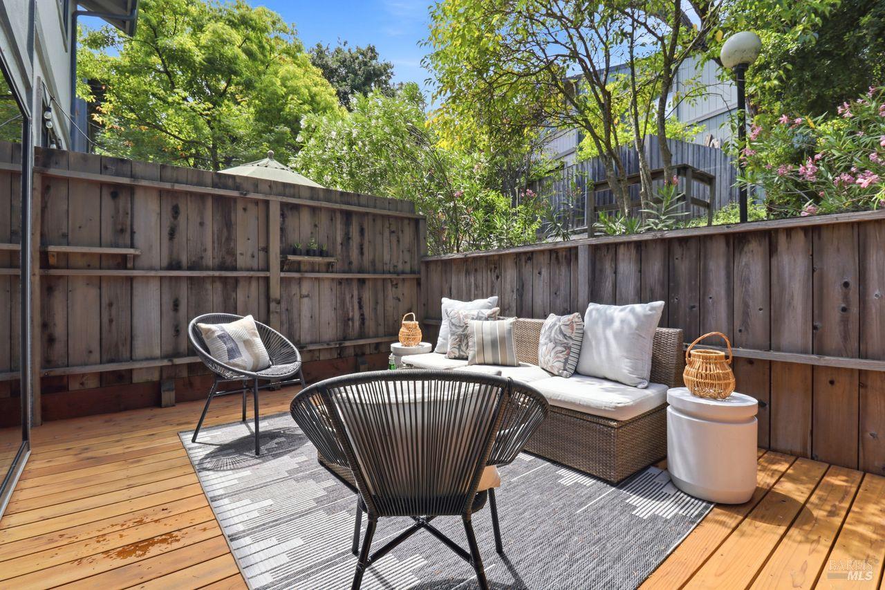 Property photo 33