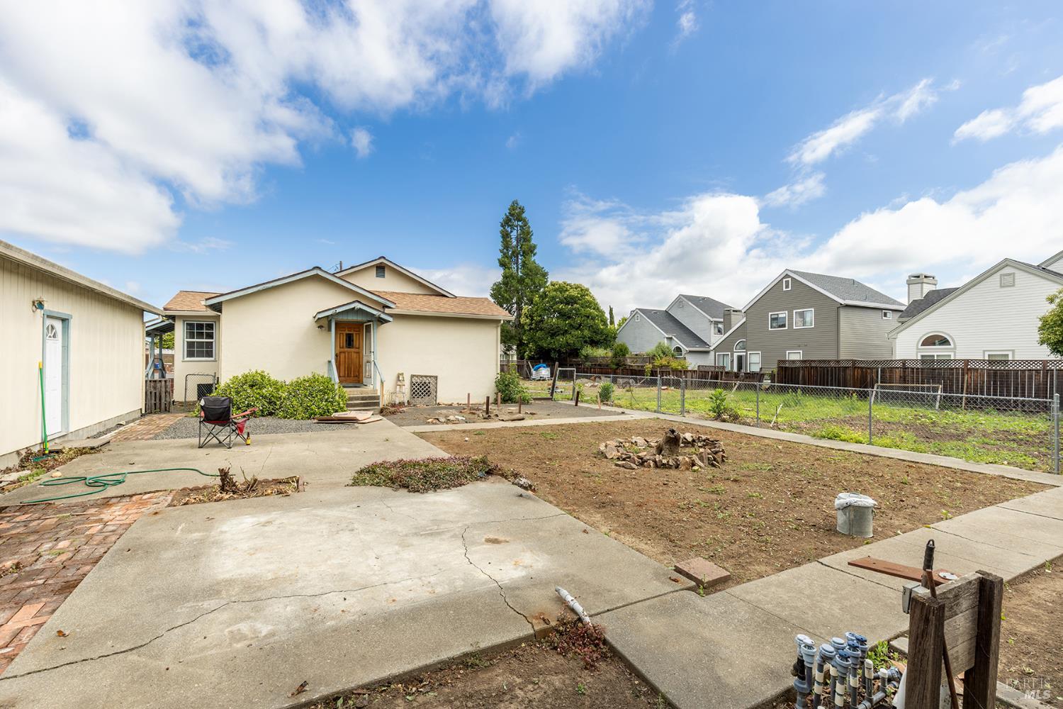 Property photo 35