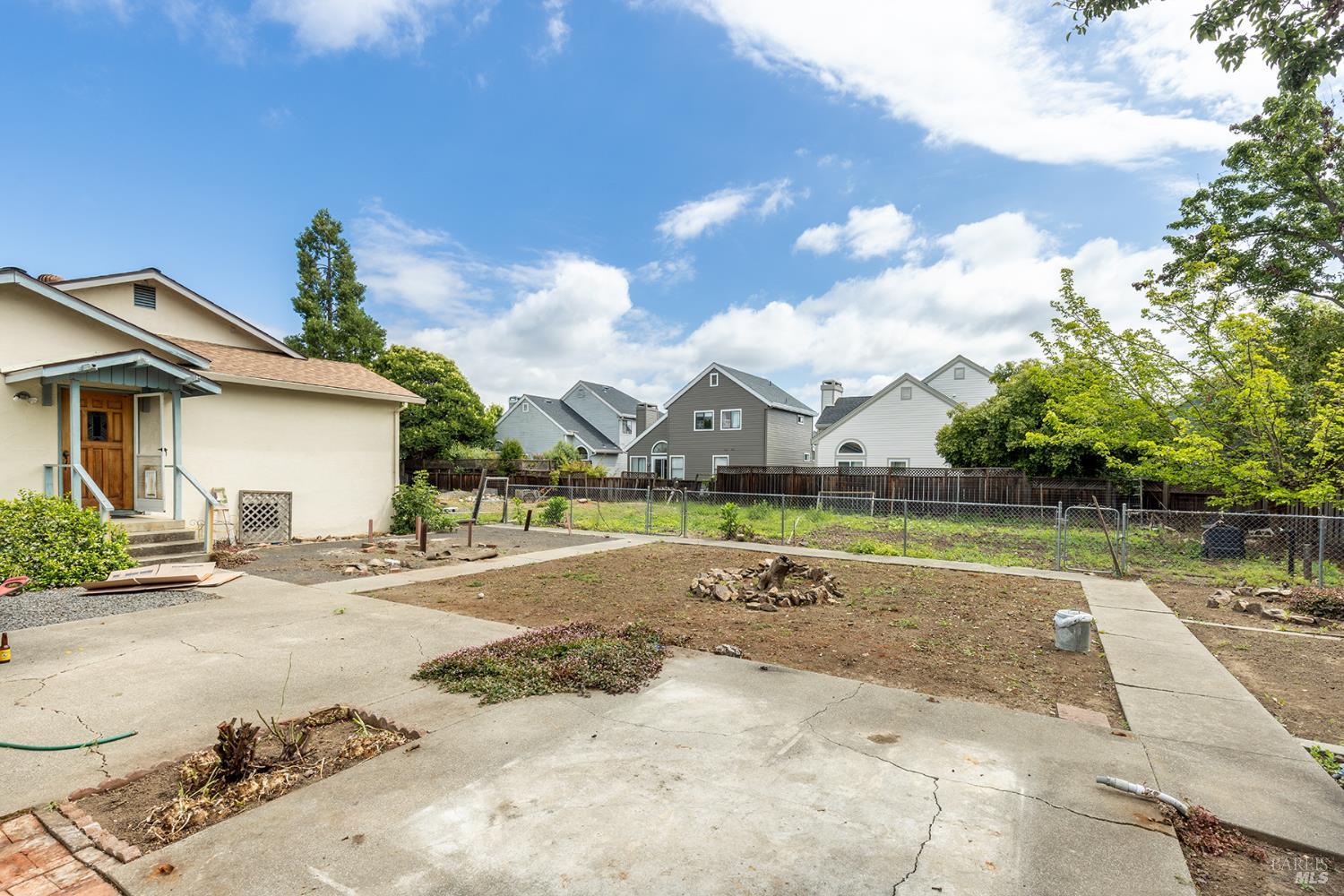 Property photo 36