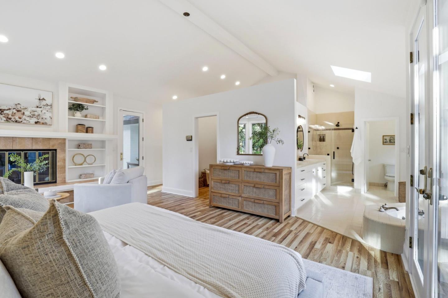 Property photo 24
