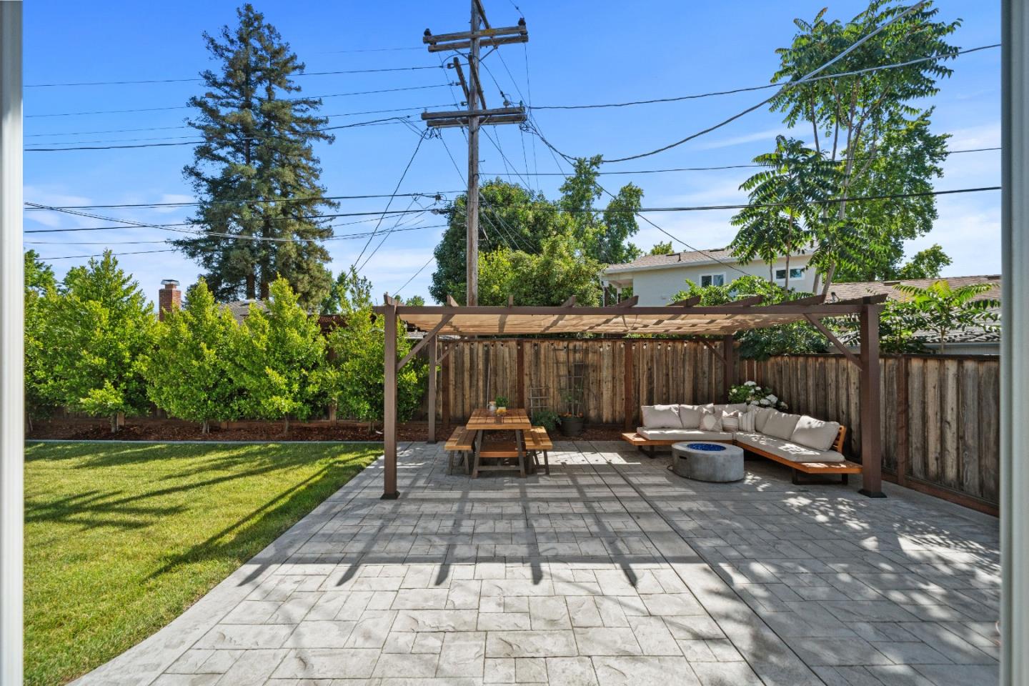 Property photo 33