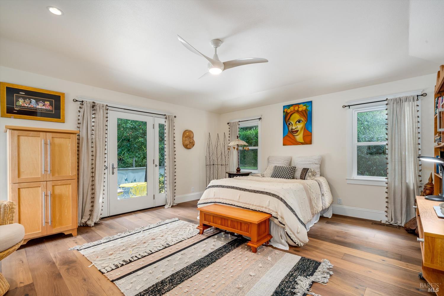Property photo 33