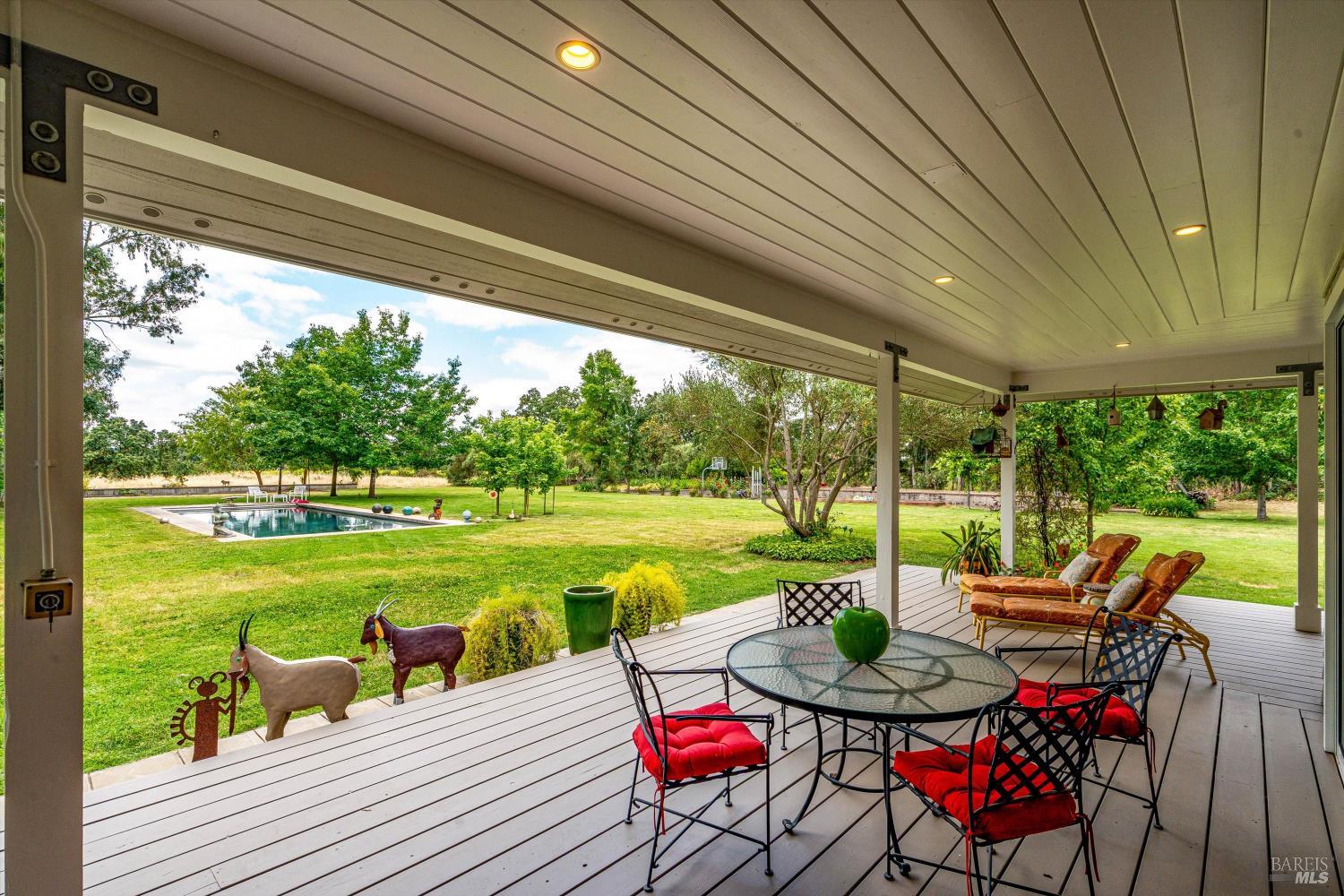 Property photo 46