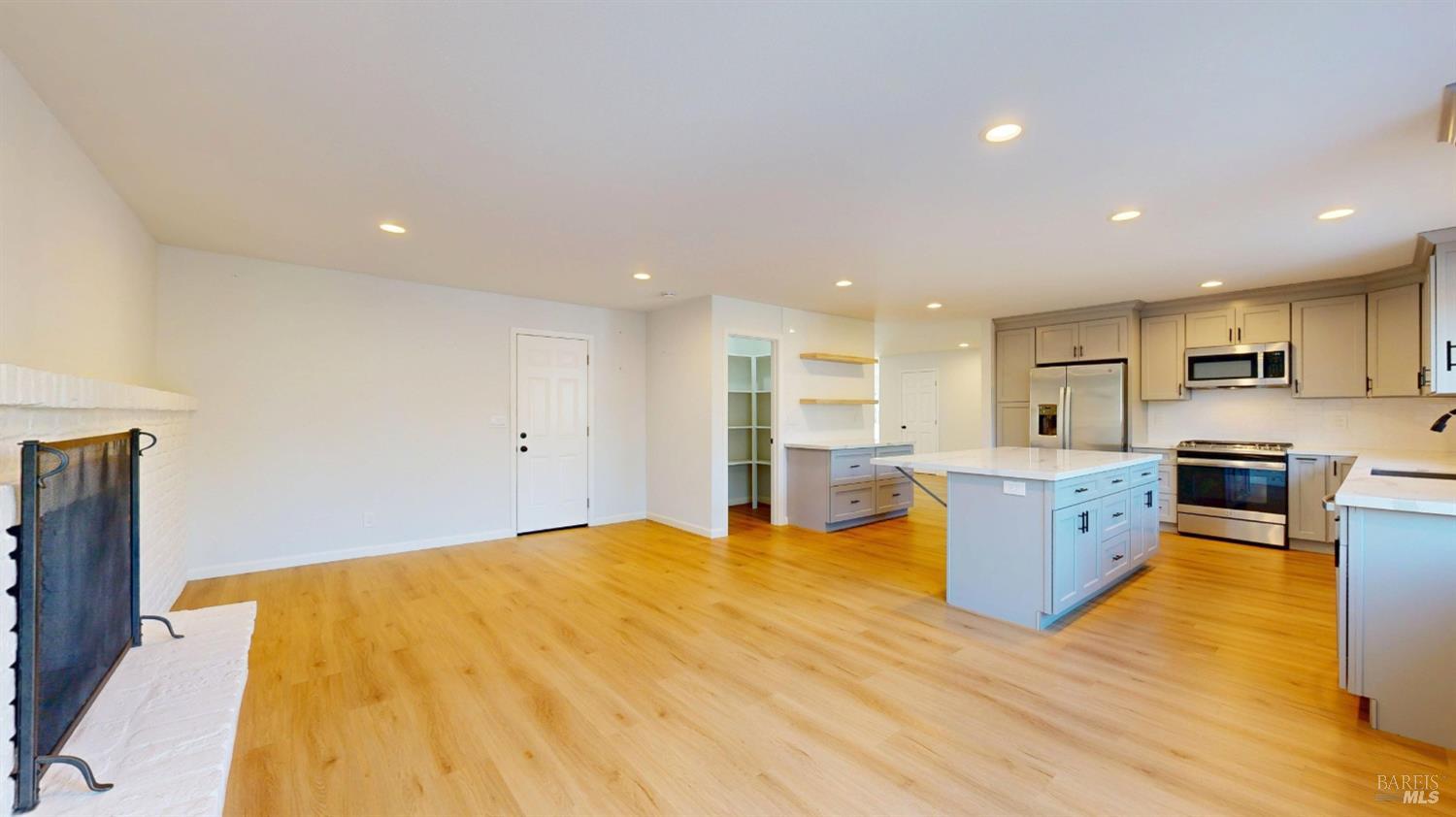 Property photo 37
