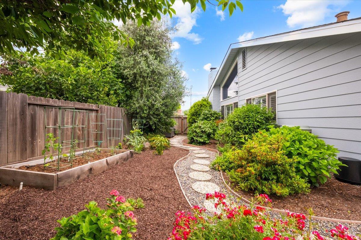 Property photo 45