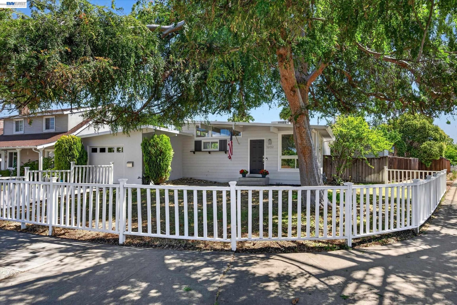 Property photo 32