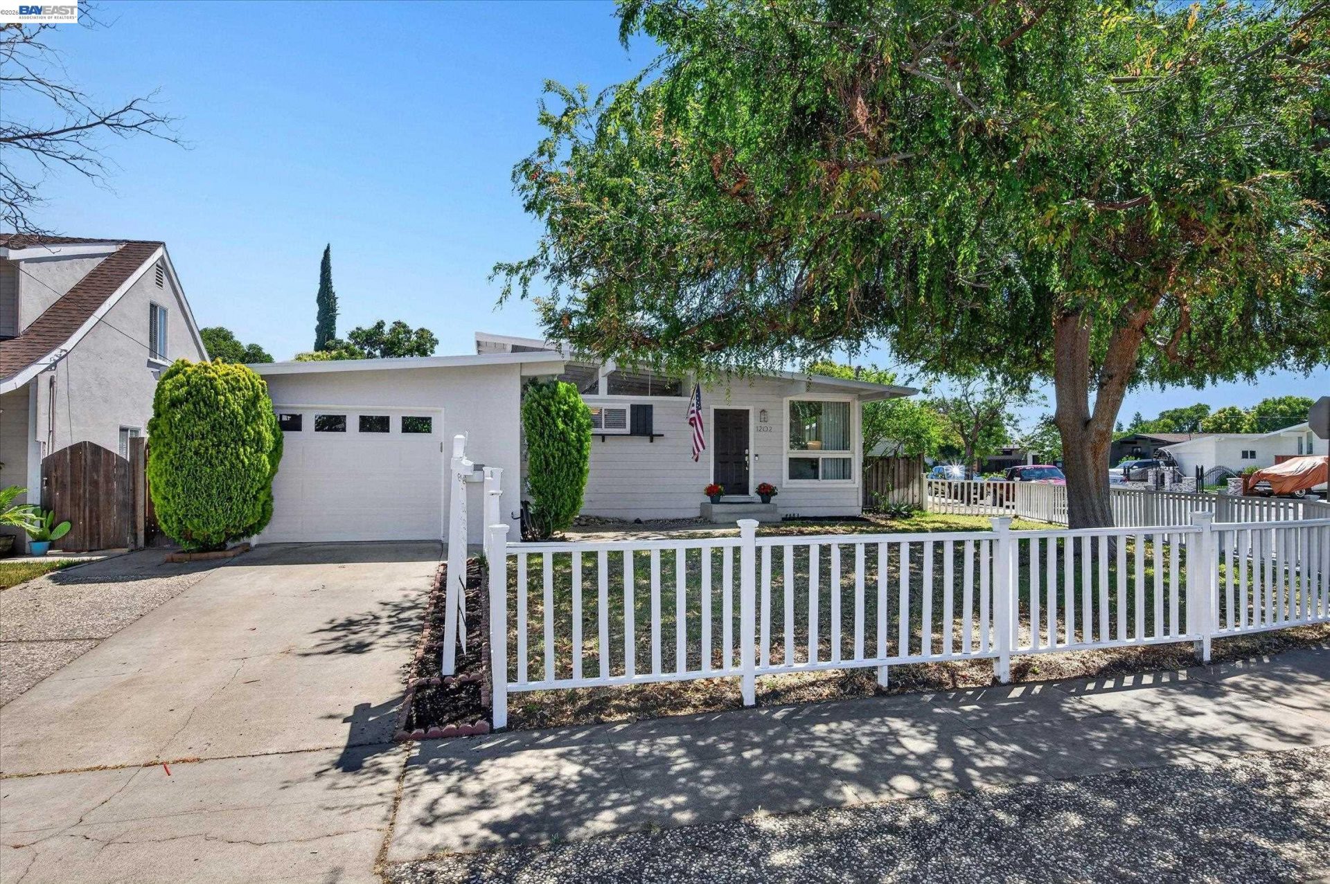 Property photo 33