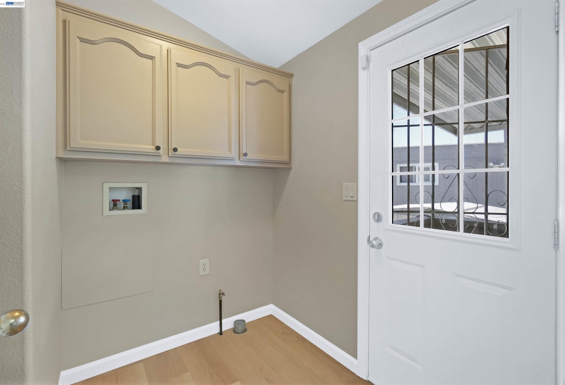 Property photo 33
