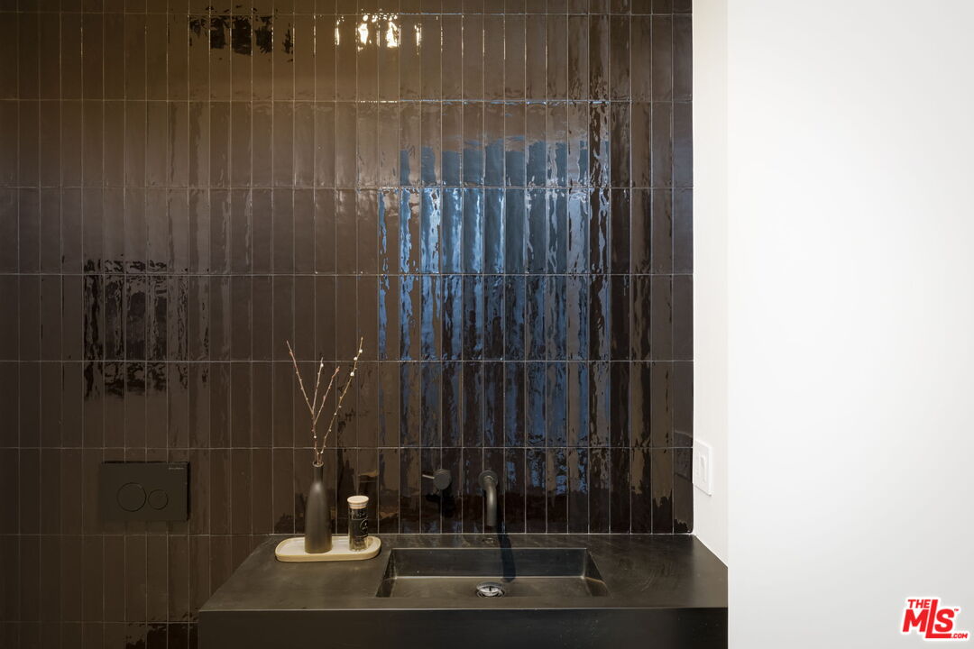 Property photo 50
