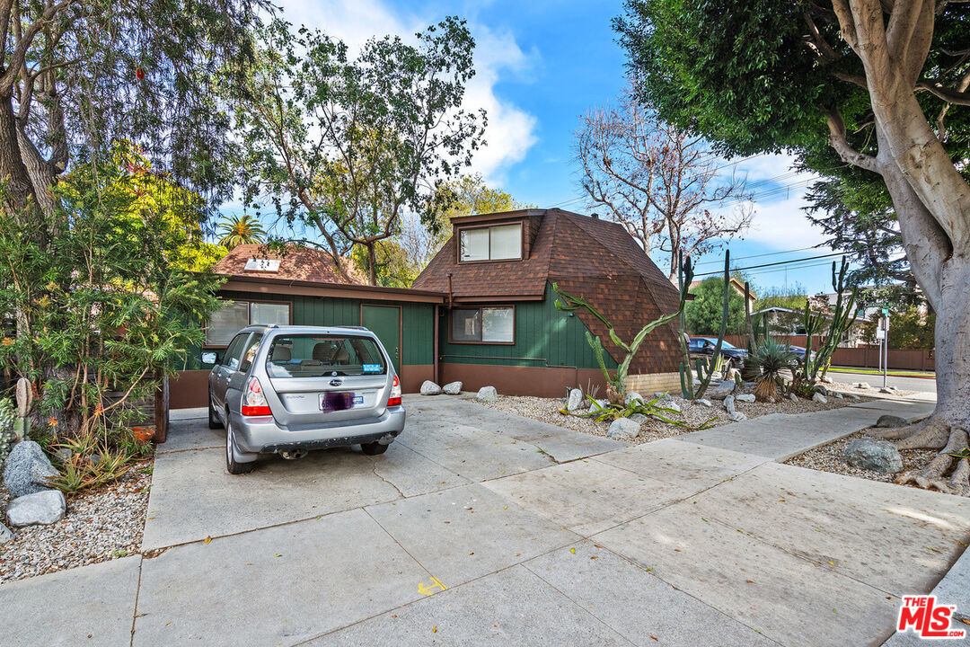 Property photo 25