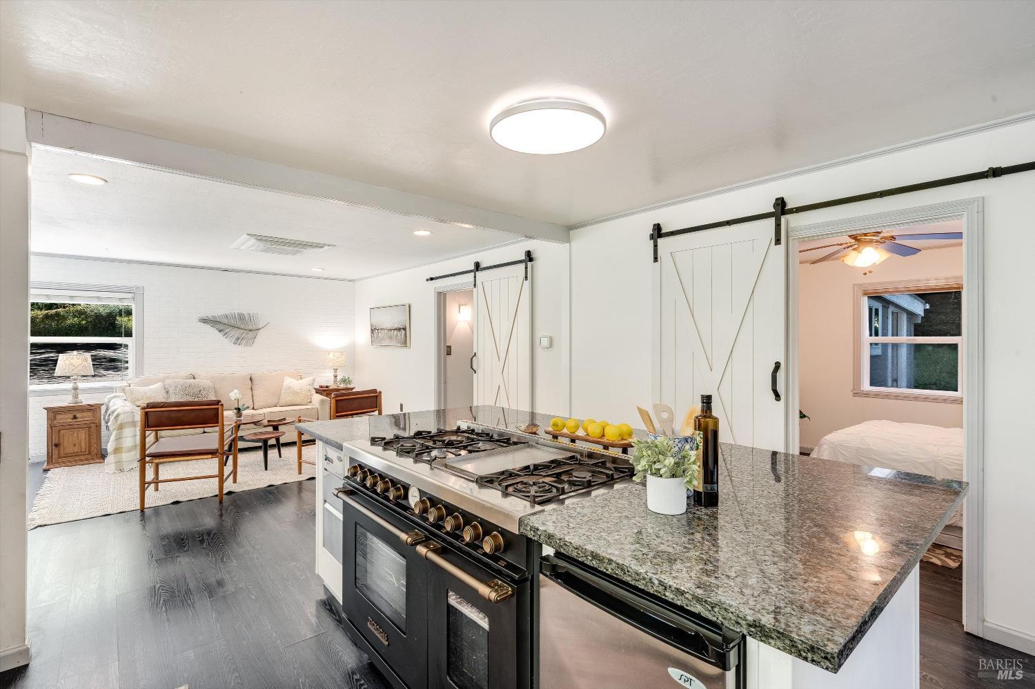 Property photo 23
